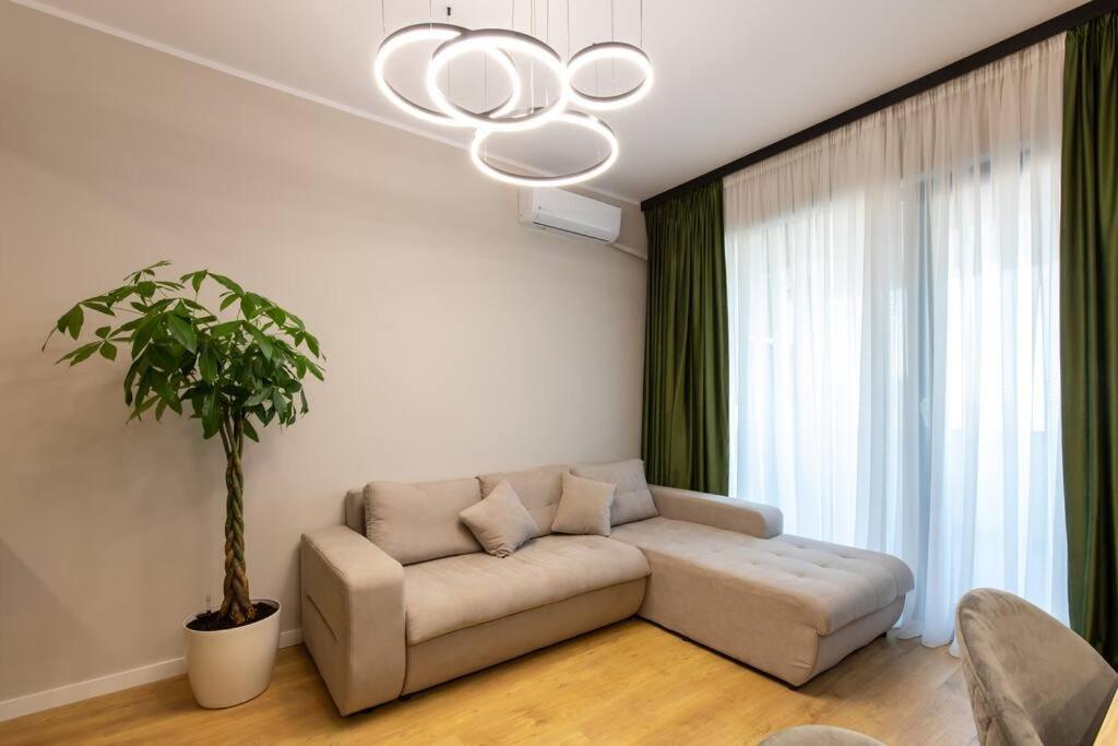 Elegant 2 Bedroom Retreat Бухарест Экстерьер фото