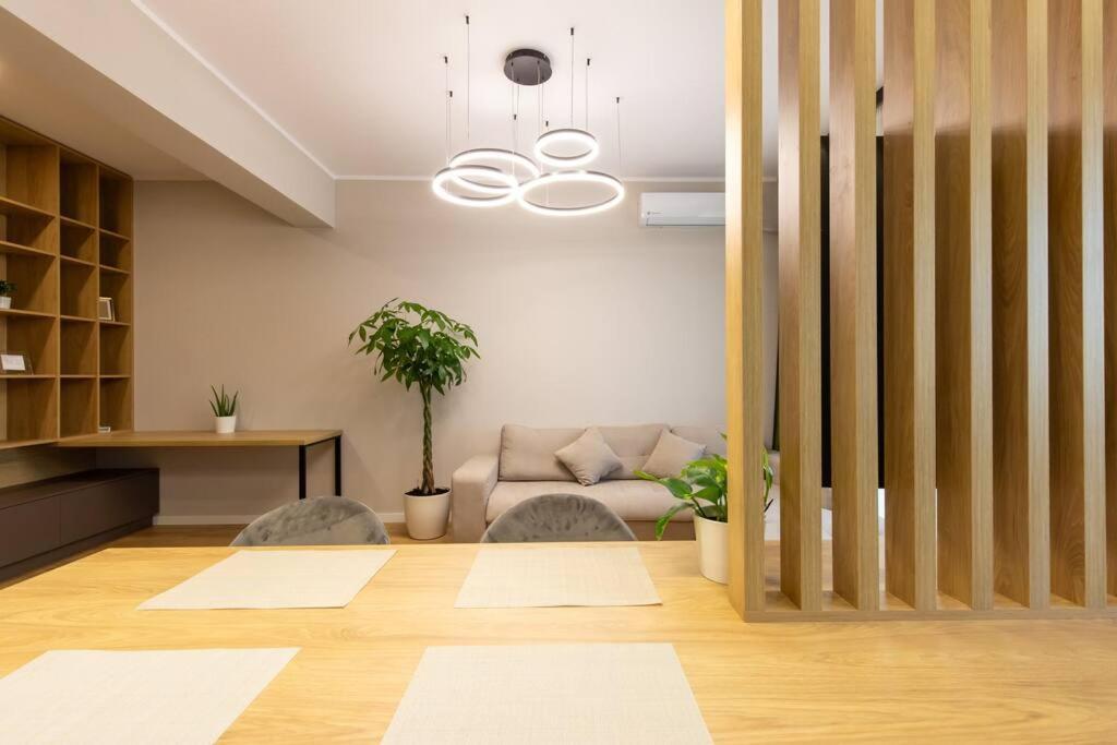 Elegant 2 Bedroom Retreat Бухарест Экстерьер фото